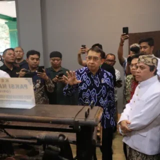 Ruang Pameran Tetap Museum Gedung Pusaka Kanoman Diresmikan