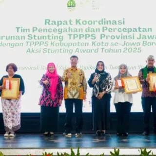 Kota Cirebon Raih Penghargaan Kampung Wisata Proklim Terbaik