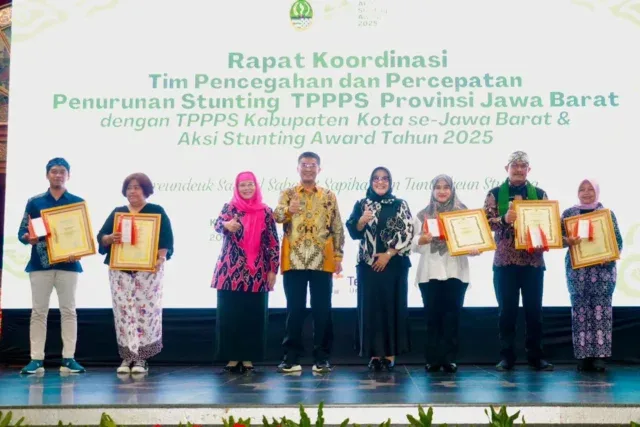 Kota Cirebon Raih Penghargaan Kampung Wisata Proklim Terbaik