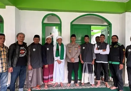 Pererat Ukhuwah dan Sinergitas, Kapolres Garut Silaturahmi dengan Ulama