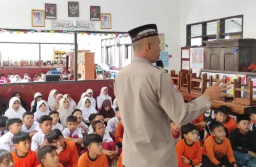 Pencegahan Dini Kekerasan di Sekolah: Sat Binmas Polres Garut Gelar Edukasi Anti-Bullying
