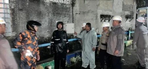 Jamin Keamanan Warga Kopo, Brimob Jabar Terus Siaga dan Koordinasi Penanganan Pasca Banjir