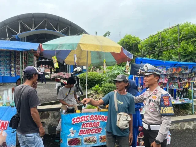 Satlantas Polres Banjar Gelar “Polantas Menyapa”, Edukasi Keselamatan untuk Pelaku UMKM
