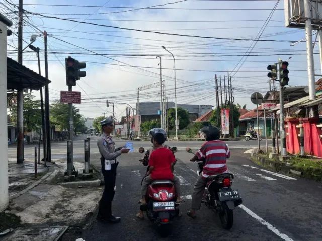 Satlantas Polres Banjar Gencarkan Sosialisasi Keselamatan Lalu Lintas Jelang Operasi Lilin 2025
