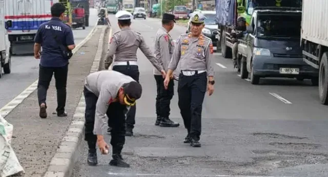 Jelang Operasi Lilin 2025, Polres Subang Sisir Jalur Pantura dan Wisata, Temukan Lubang Jalan yang Harus Cepat Diperbaiki