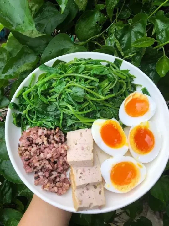 Menyantap Hidangan Sehat di Cirebon, Cukup Datangi Tempat Makan dengan Menu Healthy Food Berikut Ini