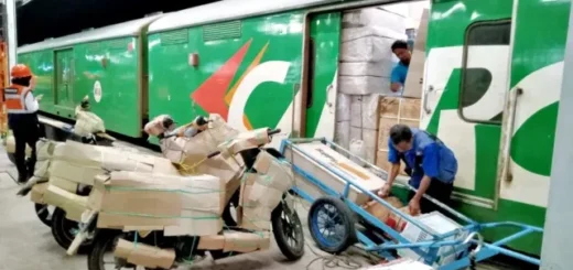 KAI Daop 3 Cirebon Dukung Program Angkut Motor Gratis Nataru 2025/2026
