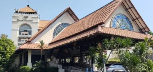 Countdown Seru di Atas Awan : New Year’s Eve “Party in The Clouds” di Hotel Santika Cirebon