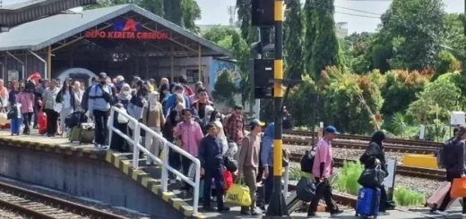 10 Hari Angkutan Nataru, KAI Daop 3 Cirebon Layani 135 Ribu Lebih Pelanggan Kereta Api