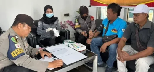Pastikan Keselamatan Penumpang, Polresta Cirebon Gelar Tes Urine Sopir Bus