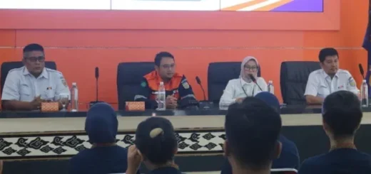 Hadapi Lonjakan Penumpang Nataru, KAI Daop 3 Cirebon Perkuat Layanan Frontliner