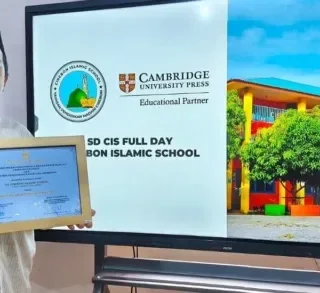 SD Cirebon Islamic School Raih Penghargaan Sekolah Adiwiyata Nasional 2025