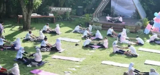RSIA Cahaya Bunda Gelar Prematernal Couple Yoga, Puncak HUT ke-11 dengan Aktivitas Sehat
