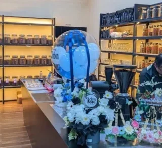 Kios Kopi Cirebon Resmi Dibuka, Hadirkan Puluhan Koleksi Biji Kopi Nusantara