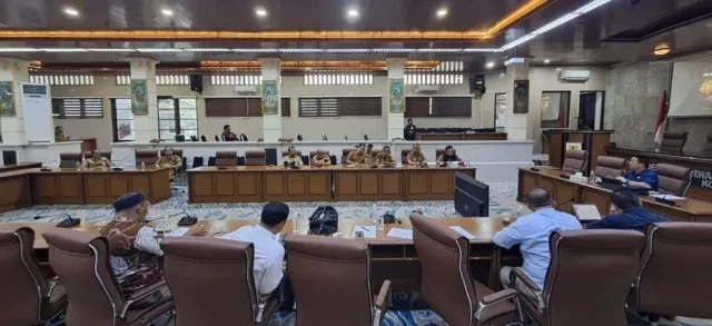 Komisi II DPRD Kota Cirebon dan BPKPD Bahas Evaluasi Kinerja Pengelolaan Keuangan Daerah