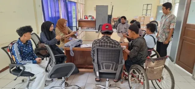 Disnaker Kabupaten Cirebon dan FKDC Serap 32 Tenaga Kerja Disabilitas