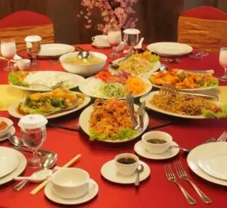 Sambut Imlek 2026, Swiss-Belhotel Cirebon Hadirkan Chinese Set Menu Spesial