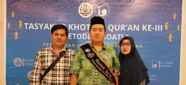 Azarel Caesario, Siswa SMP Al Azhar Cirebon, Lancar Ikuti Khotmil Qur’an dan Jawab Tajwid