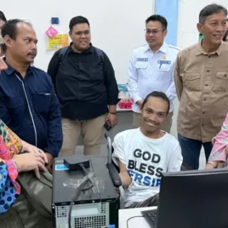 Latih Penyandang Disabilitas, Vokasi di Cirebon Power Jadi Referensi Nasional