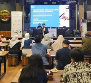 HIPMI Kota Cirebon Gelar Seminar Literasi Keuangan, UMKM Diajak Rapi Administrasi Usaha