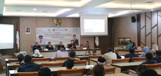 Perkuat Perlindungan Konsumen, OJK Gelar Program TAKON di Indramayu