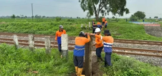 KAI Daop 3 Cirebon Intensifkan Patroli Drone dan Tutup Perlintasan Liar