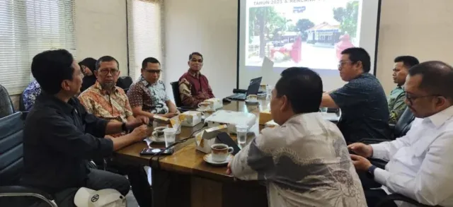 Komisi II DPRD Kota Cirebon Sidak PD Pembangunan, Klarifikasi Isu Karyawan Dirumahkan