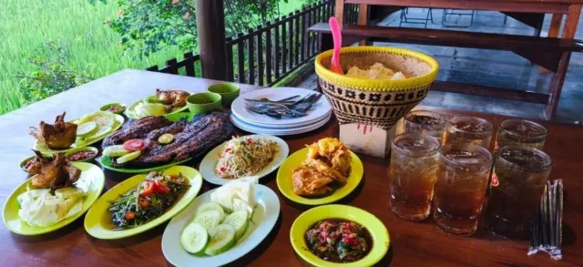 Nikmati Paket Bukber untuk 6 Orang di Ikan Bakar Babe Anton, Talun Cirebon