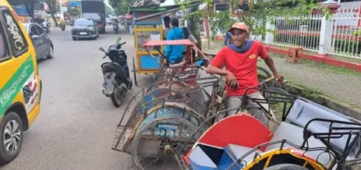 Arus Mudik Lebaran 2026, Tukang Becak di Kabupaten Cirebon Siap Terima Dana Kompensasi