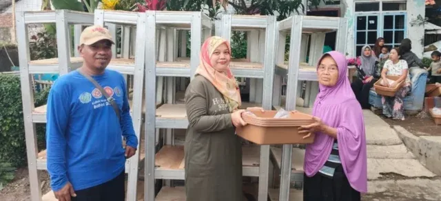 Klaster Maggot PNM Mekaar : Sampah Rumah Tangga Jadi Sumber Penghasilan di Kuningan