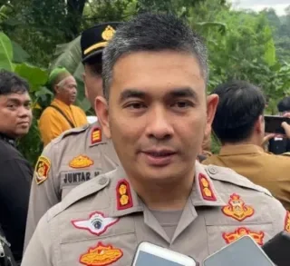 Kapolres Cirebon Kota Ajak Warga Hidupkan Kembali Siskamling