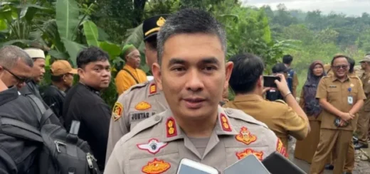 Kapolres Cirebon Kota Ajak Warga Hidupkan Kembali Siskamling
