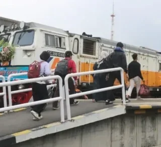 Mudik Lebaran 2026: Tiket Kereta Api Daop 3 Cirebon Masih Banyak, Segera Pesan dari Sekarang