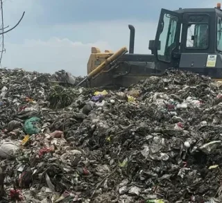 Volume Sampah di TPA Kopiluhur Kota Cirebon Meningkat Selama Ramadan 2026