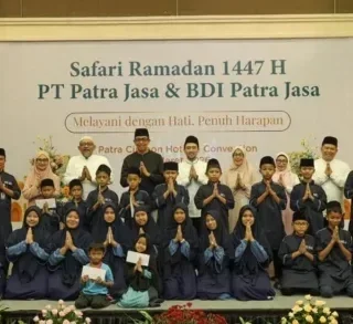 Patra Jasa Tutup Safari Ramadan 1447 H di Cirebon, Santuni Anak Yatim