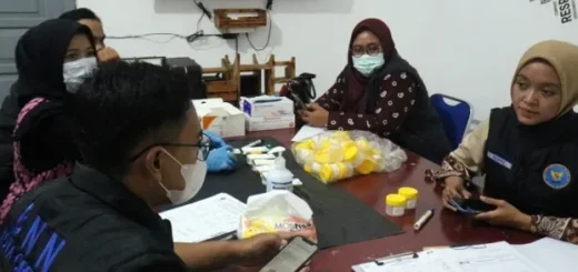Pastikan Keselamatan Penumpang, KAI Daop 3 Cirebon Sidak Tes Narkoba Awak KA