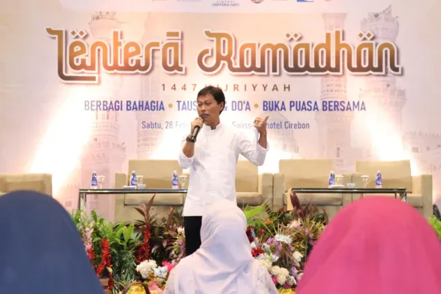 Hadiri Lentera Ramadan, Wali Kota Cirebon Dorong Kolaborasi Kepedulian Sosial
