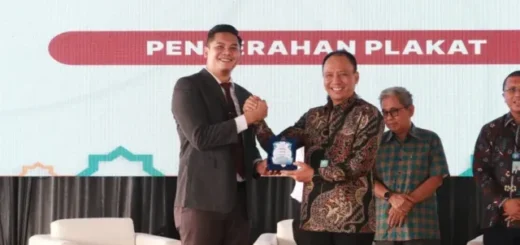 OJK Cirebon Perkuat Literasi Keuangan Nelayan di Desa Gebang Mekar
