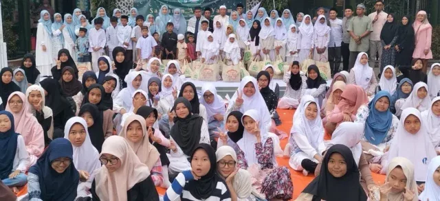 Ramadan Penuh Berkah, SD Islam Al Azhar 3 Cirebon Ajak Siswa Peduli Sesama