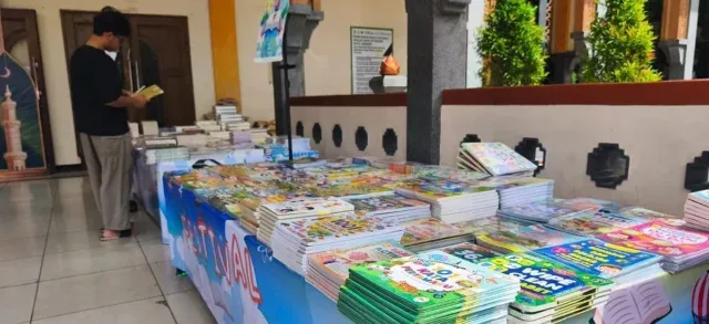 Festival Literasi Ramadan Book Fair 2026: IPB Press Dorong Minat Baca di Kawasan Masjid At-Taqwa Cirebon