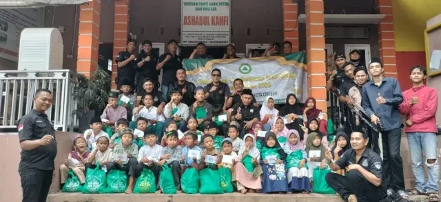 Berbagi di Bulan Suci, LPKSM AL JABBAR Cirebon Santuni Anak Yatim dan Dhuafa