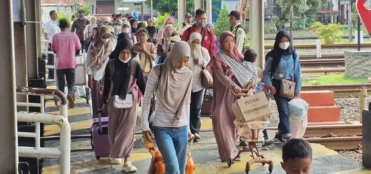 H-1 Lebaran 2026, KAI Daop 3 Cirebon Kedatangan 9 Ribu Penumpang