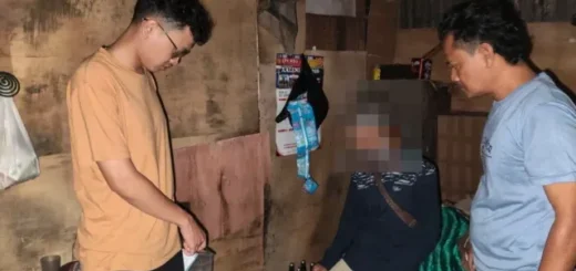 Malam Digerebek, Puluhan Botol Miras Oplosan Disita Polisi di Cirebon