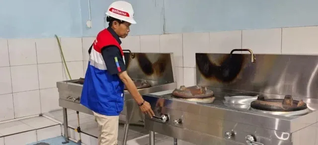 PGN Salurkan Gas Bumi Dukung Program Makan Bergizi Gratis di Cirebon