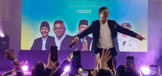 Pasha Ungu Guncang Cirebon, Konser Amal Penuh Nostalgia dan Haru