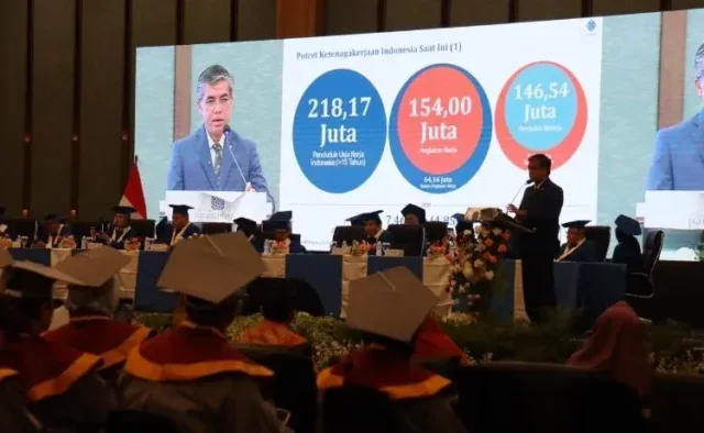 Menteri Ketenagakerjaan Soroti AI di Wisuda Paramadina, Human Skills Jadi Kunci