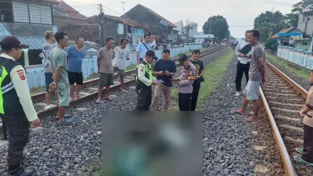 Jalan di Sekitar Rel, Pria Ini Tewas Tertemper Kereta Api Barang