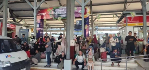 Jalur KA di Emplasemen Bumiayu Sudah Bisa Dilalui