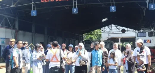 KAI Daop 3 Cirebon Kenalkan Dunia Perkeretaapian Lewat Program Edutrain