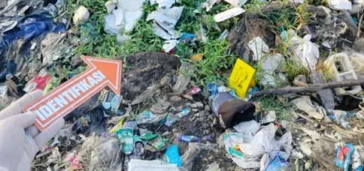 Gerak Cepat Polisi Tangani Warga Terjatuh di Kali Tangkil